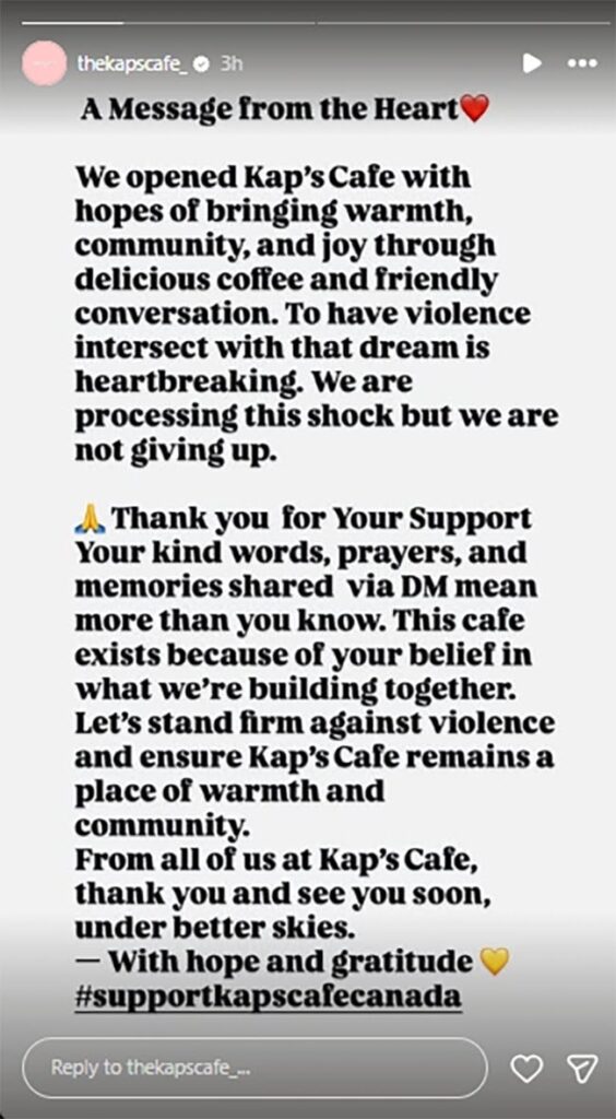 Viral Caps Cafe