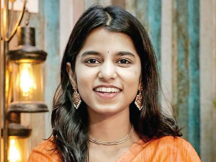 Maithili Thakur (photo credit -google)