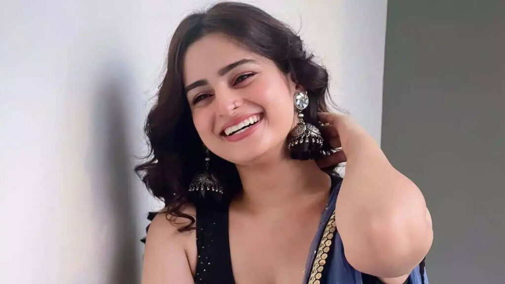 Ayesha Khan (photo credit -google)