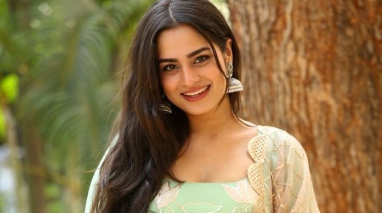 Ayesha Khan(photo credit -google)