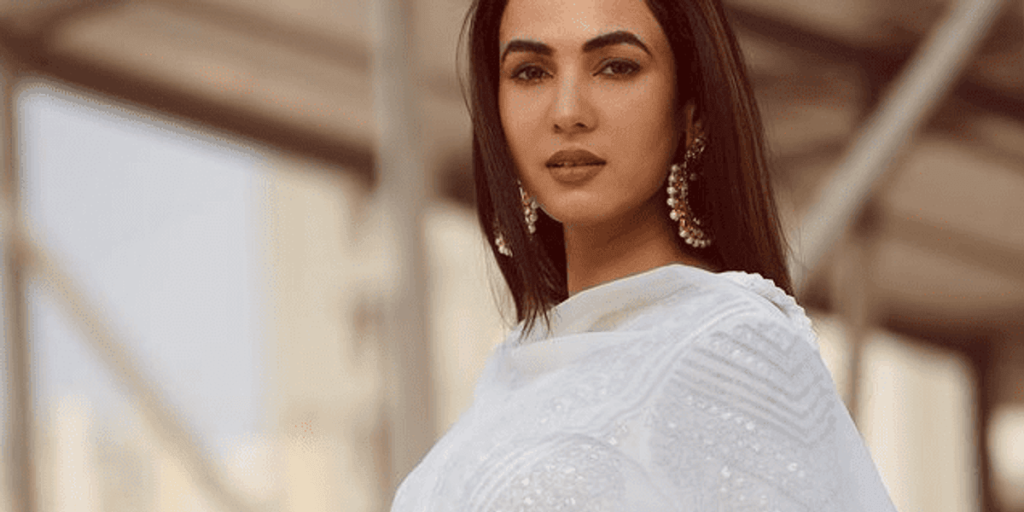 Sonal chauhan(photo credit -google)