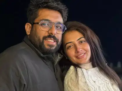 Vada Pav Girl(photo credit -google)